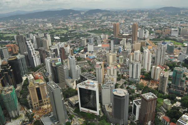 Город Куала Лумпур со смотровой площадки