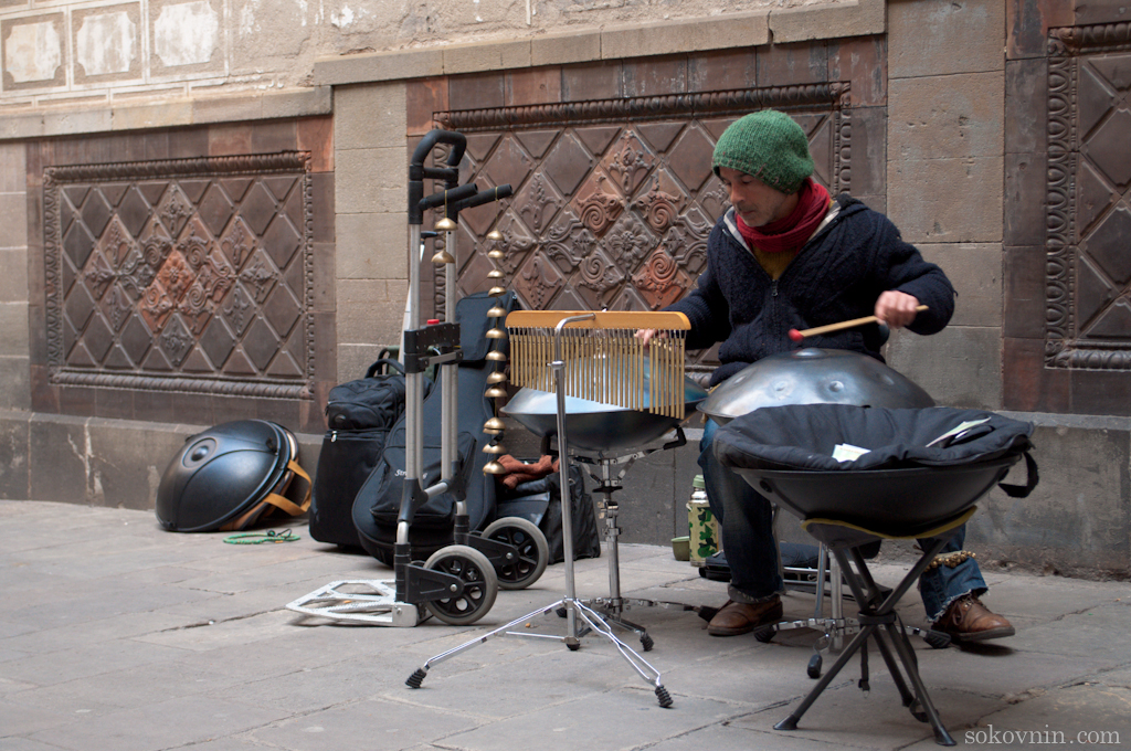 Уличные музыканты в Барселоне