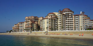 Что такое курорт Елените в Болгарии?